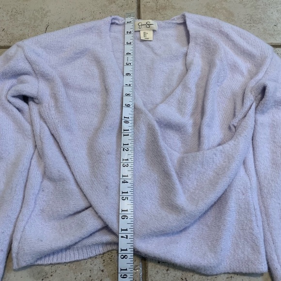 Jessica Simpson Lavender Criss-Cross Wrap Sweater - Size L - Picture 5 of 5